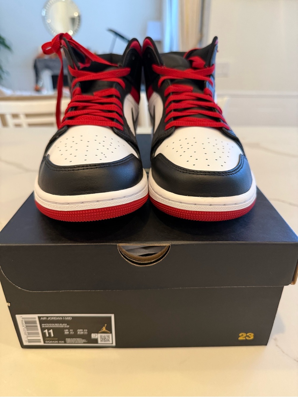 BNIB Air Jordan 1 Mid Size 11 Black White and Red